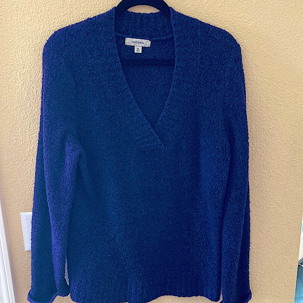 Purple Merona Sweater. High Quality, Super Comfy, intact and clean